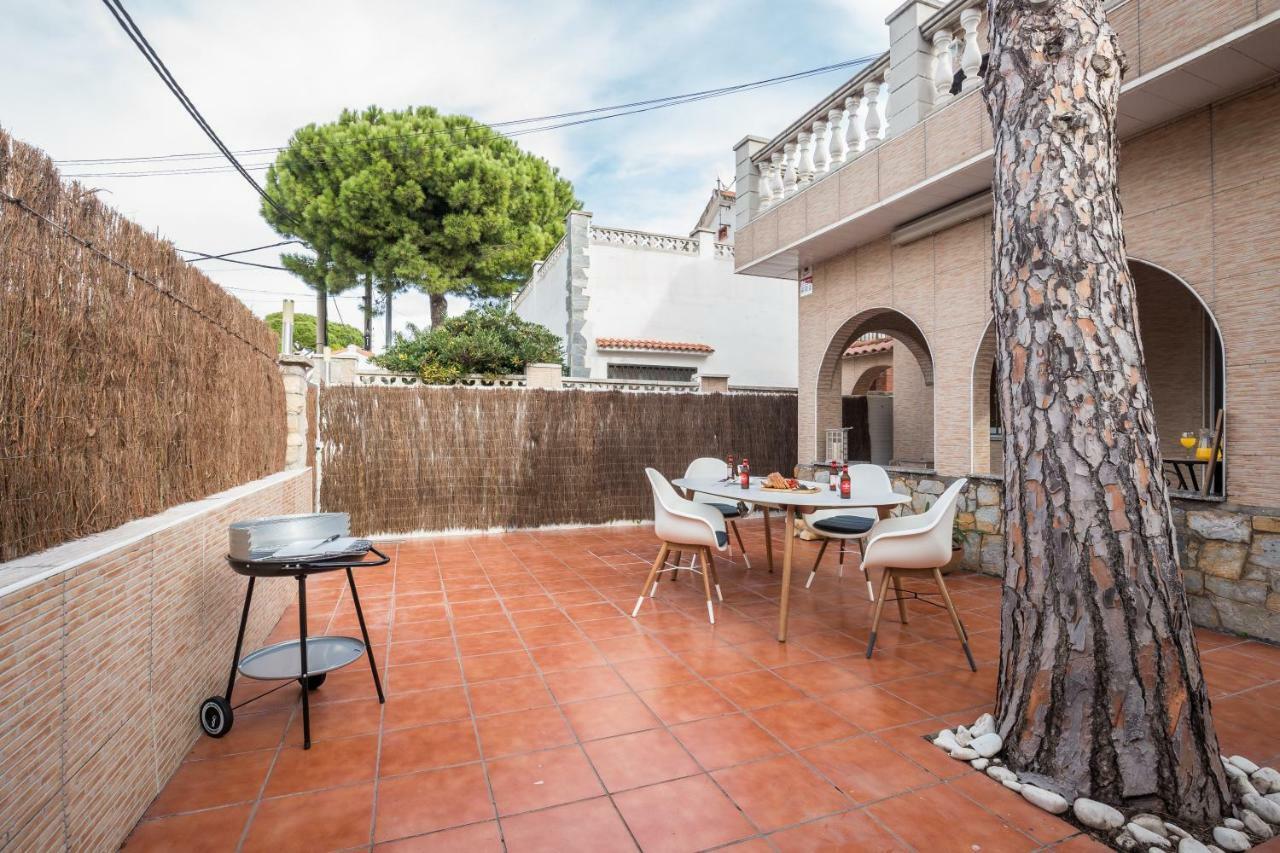 Casa Samara Vila Castelldefels Exterior foto