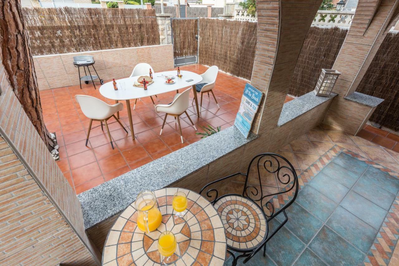 Casa Samara Vila Castelldefels Exterior foto